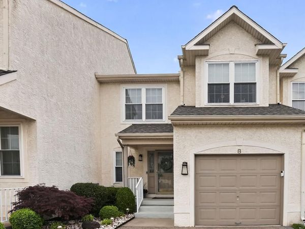 8 HERON POINTE COURT, MARLTON, NJ 08053
