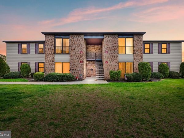 32 BRIGHTON PLACE, Unit BUILDING E, SEWELL, NJ 08080