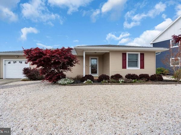 1203 PENGUIN COURT, FORKED RIVER, NJ 08731