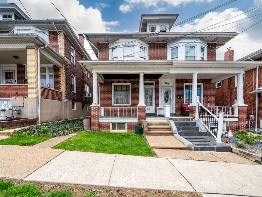 42 Crestmont Street , Reading, PA 19611 Main Photo