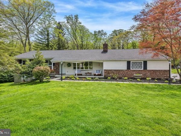 1 S BRYN MAWR PLACE, MEDIA, PA 19063