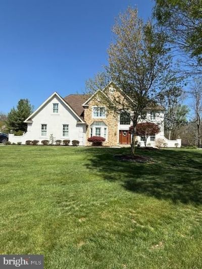 7637 LONGWOOD DRIVE , OREFIELD, PA 18069