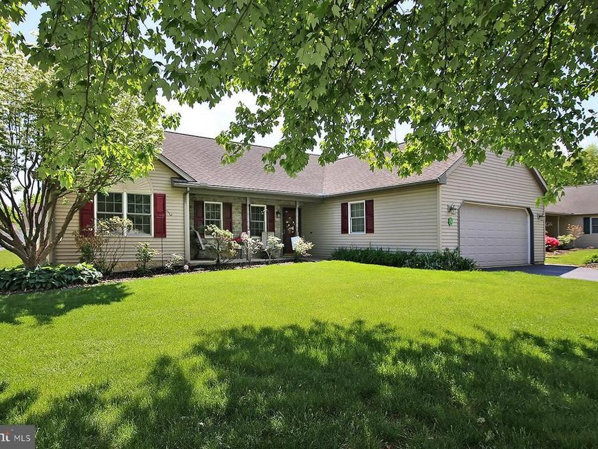 34 Scenic Drive, Myerstown, PA 17067 Main Photo