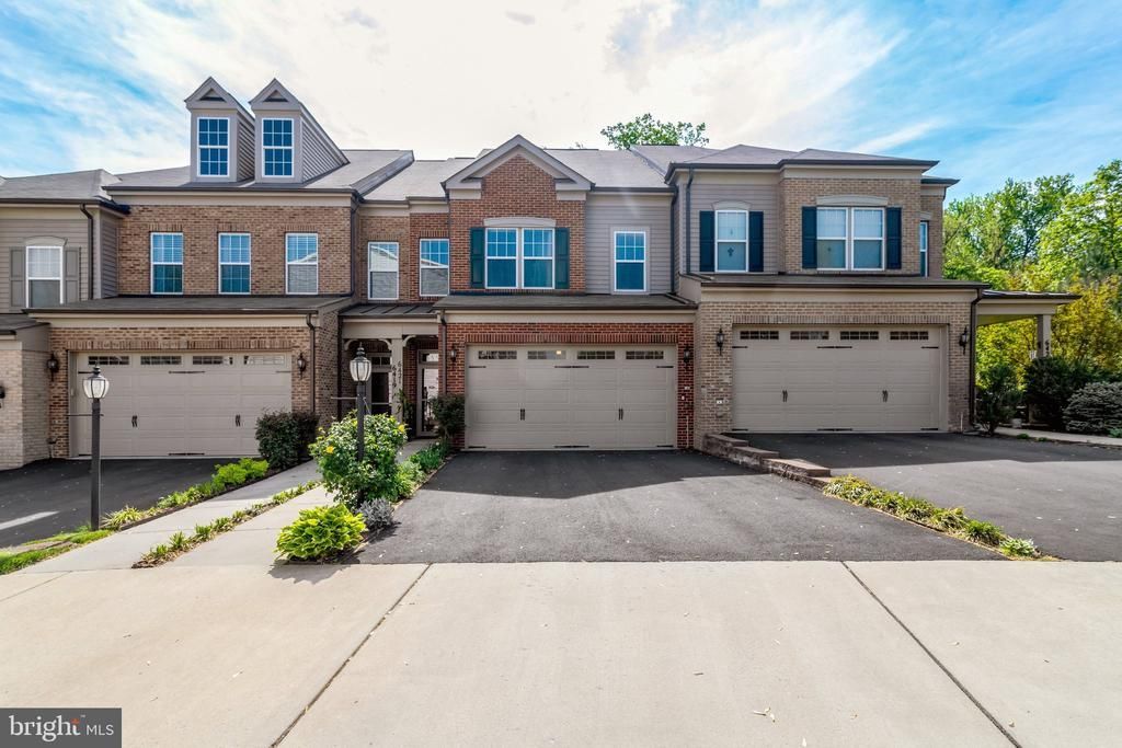 6421 Beatles Lane, Alexandria, VA 22310 Main Photo