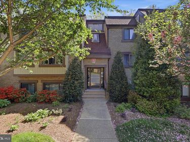 1661 PARKCREST CIRCLE , Unit 5A/300, RESTON, VA 20190