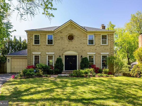 502 WOODLAND COURT NW, VIENNA, VA 22180