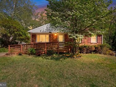 13911 LYNHURST DRIVE , WOODBRIDGE, VA 22193