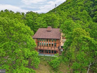 334 TOMAHAWK LANE, EDINBURG, VA 22824