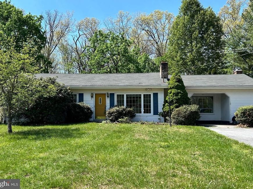 811 Conservation Drive, Hedgesville, WV 25427 Main Photo