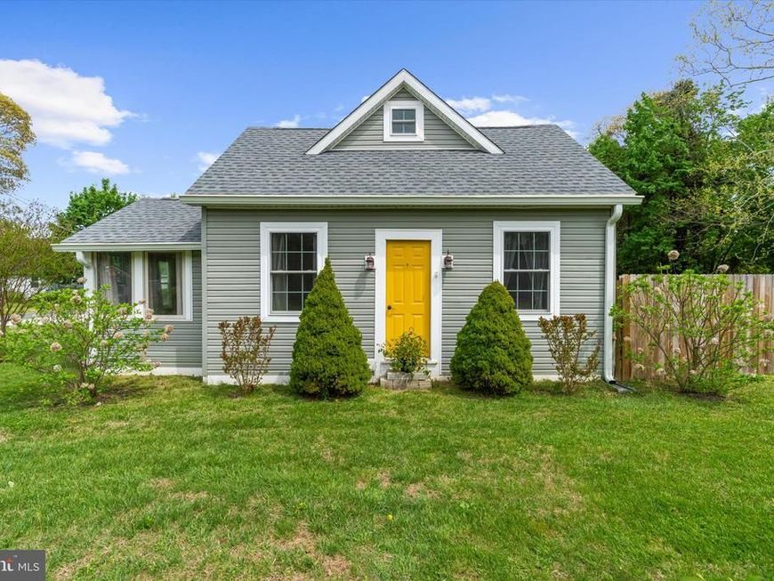 8 Anglewood Avenue, Earleville, MD 21919 Main Photo
