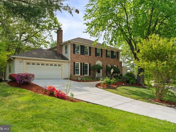 12461 HEDGES RUN DRIVE , WOODBRIDGE, VA 22192