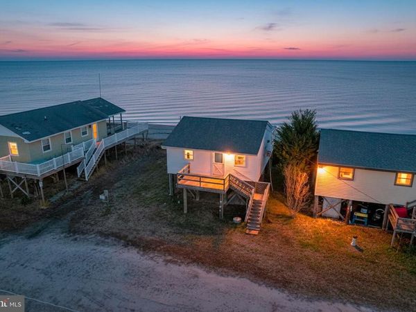 132 N SANDPIPER DRIVE, DOVER, DE 19901