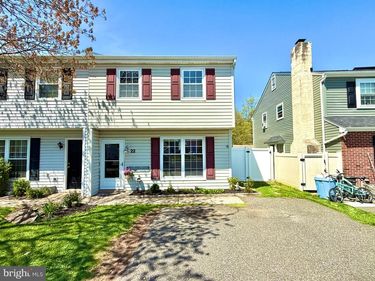 22 BERKS COURT , QUAKERTOWN, PA 18951