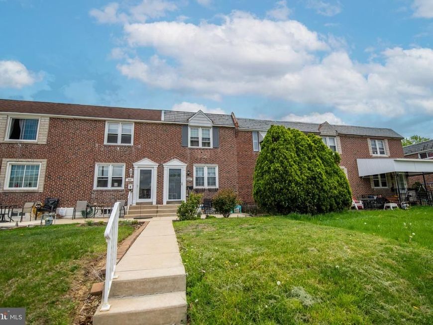 807 Oakwood Drive, Glenolden, PA 19036 Main Photo