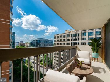 3800 FAIRFAX DRIVE, Unit 807, ARLINGTON, VA 22203