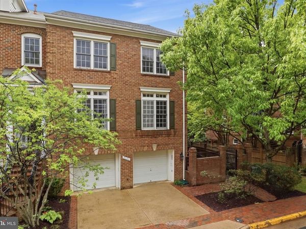 2323 SAWTOOTH OAK COURT, VIENNA, VA 22182