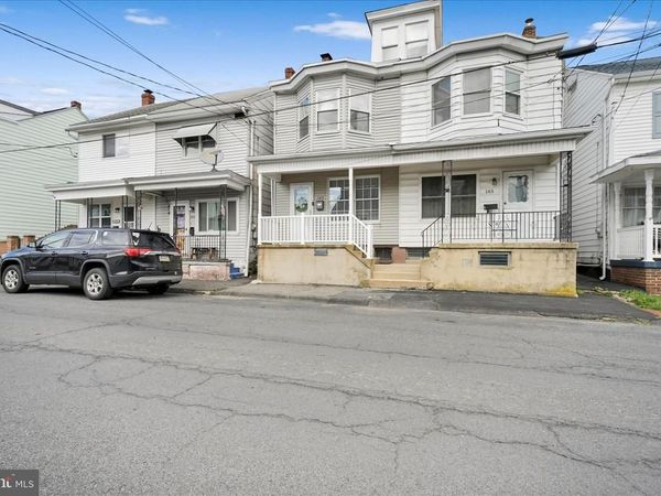 145 N RAILROAD AVENUE , FRACKVILLE, PA 17931