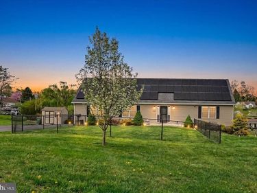 1665 WAMPUM DRIVE, AUBURN, PA 17922