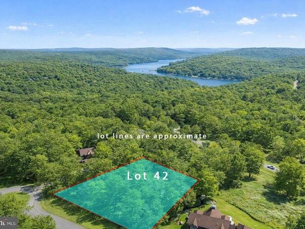 42 SANDSTONE CIRCLE , MC HENRY, MD 21541