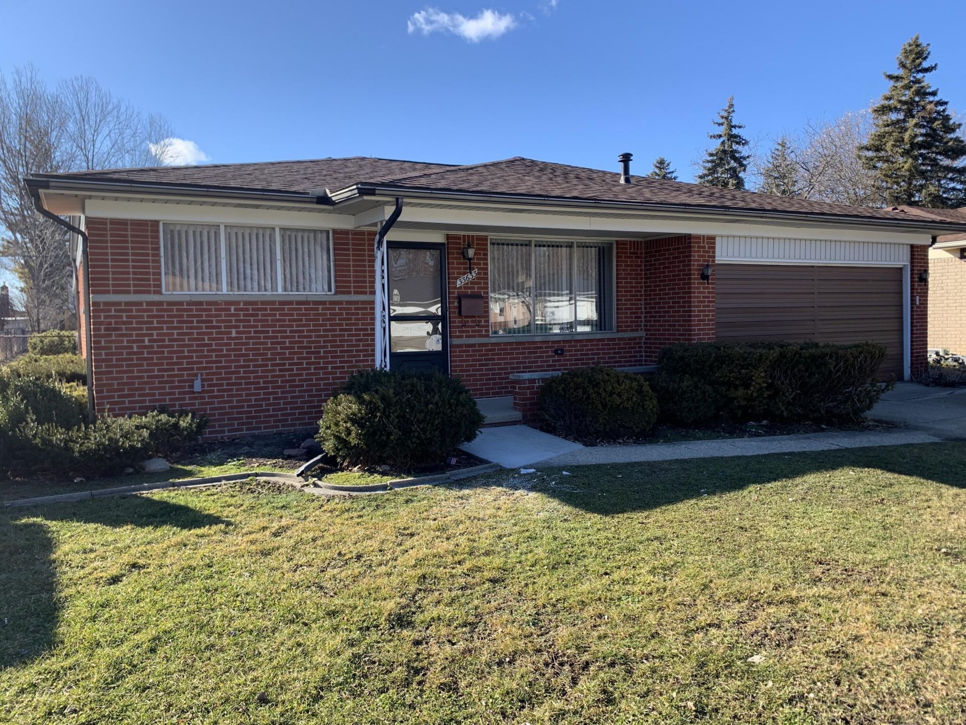 33633 Swan Drive, Sterling Heights, MI 48312 Main Photo