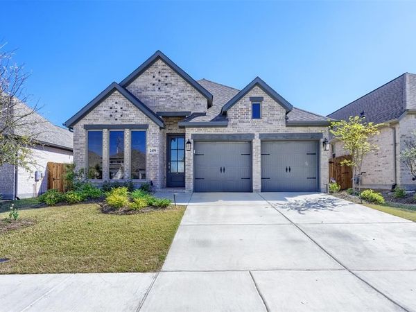 2450 Auburn Street , Fate, TX 75087