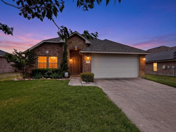 313 Coneflower Drive , Fate, TX 75087