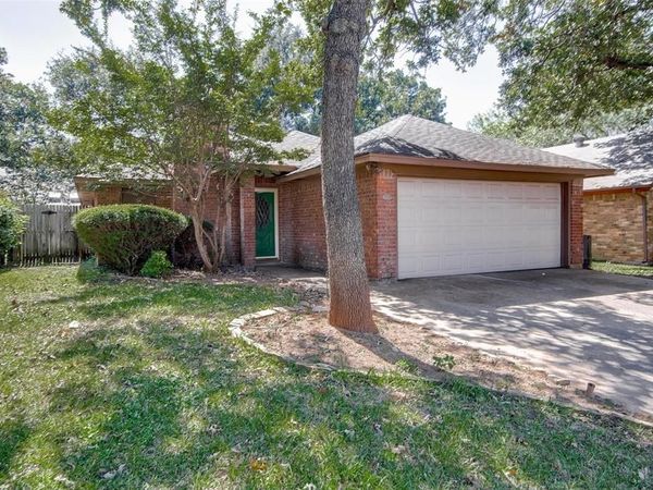 3924 Wentworth Drive, Arlington, TX 76001