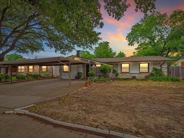 1845 Chevy Chase Drive , Carrollton, TX 75006