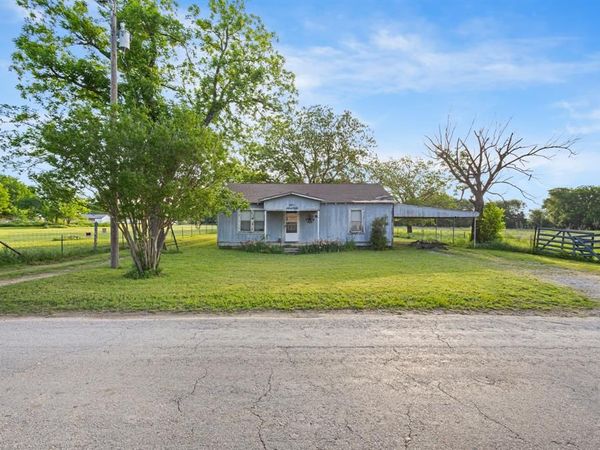 201 Proctor Lane , Sunset, TX 76270