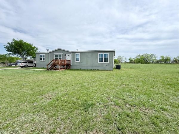 754 Bunk House Drive , Venus, TX 76084
