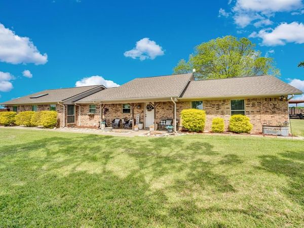 430 Carter Road, Italy, TX 76651