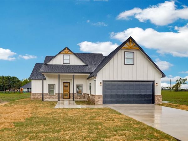 104 Pitchfork Ranch Road , Trinidad, TX 75163