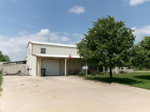 430 Waterfront Row , Quitman, TX 75783