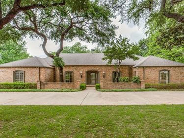7026 Dartbrook Drive, Dallas, TX 75254