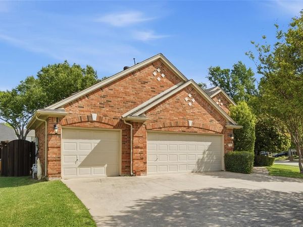1705 Andrew Court , Corinth, TX 76210