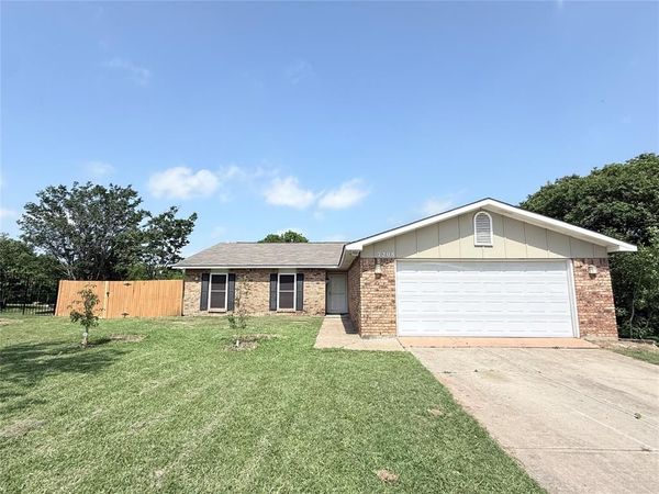 7208 Garrett Place , The Colony, TX 75056