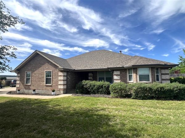 118 Divide Avenue , Tuscola, TX 79562