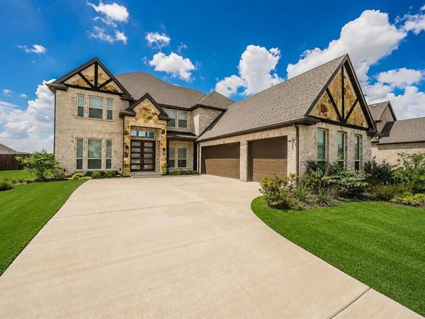 371 Cheyenne Mountain Drive, Ovilla, TX 75154