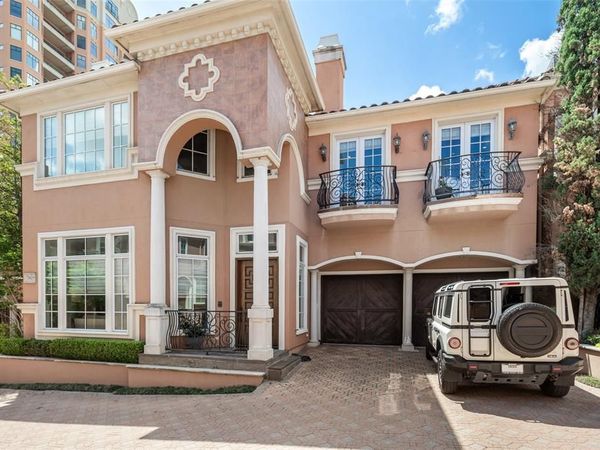 2825 Hood Street , Dallas, TX 75219