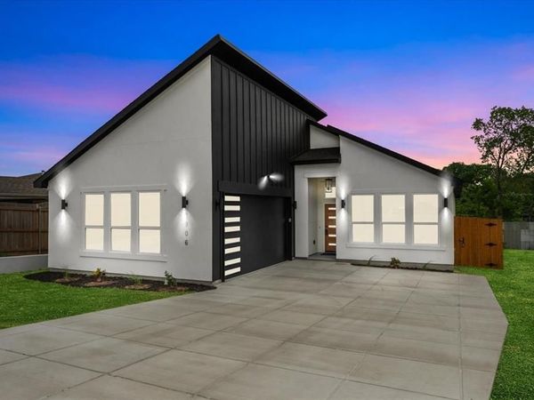 2906 Roosevelt Avenue , Fort Worth, TX 76106