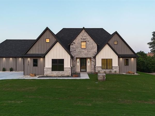 275 Latigo Way, Weatherford, TX 76088