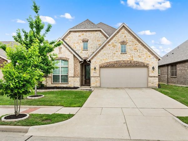 5716 Dolores Place , Denton, TX 76208