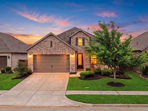 1429 Eclipse Road , Aubrey, TX 76227