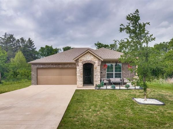 3702 Pace Street , Greenville, TX 75401