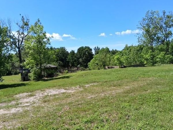 1017 Caron , Robinson, TX 76706