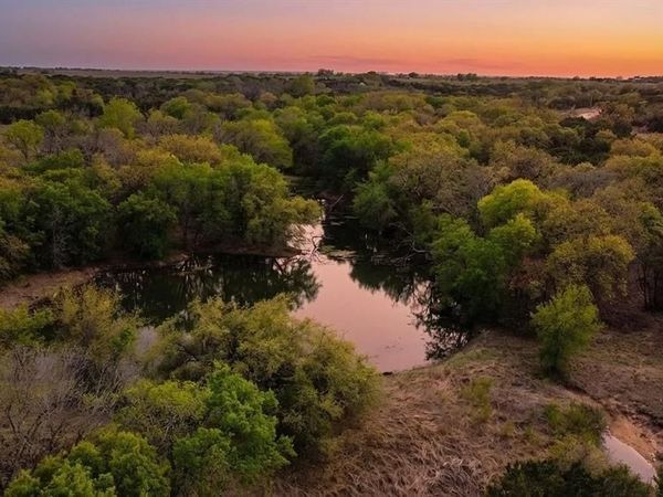 1033 Creek Crossing Road , Nemo, TX 76070