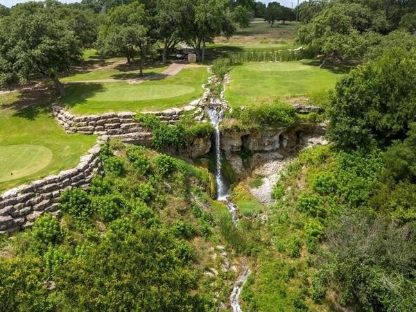 6138 Castle Stuart Drive , Cleburne, TX 76033