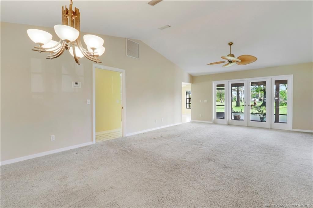 5502 Echo Pines Circle W, Fort Pierce, FL 34951 Photo