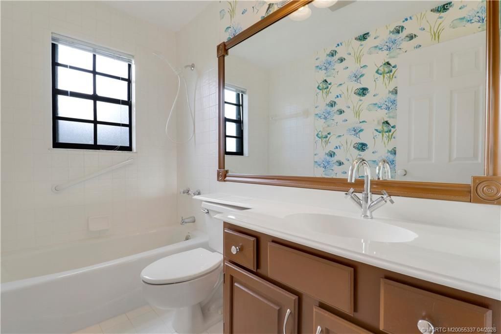 5502 Echo Pines Circle W, Fort Pierce, FL 34951 Photo