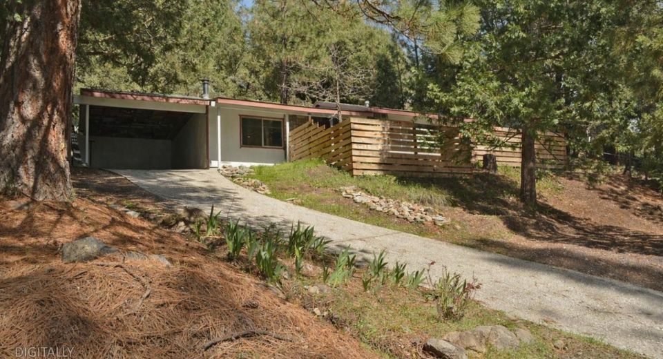 16366 Banner Quaker Hill Rd, Nevada City, CA 95959 Photo